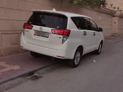 Toyota Innova taxi