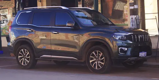 Mahindra Scorpio (4×4 on request) for winter Spiti